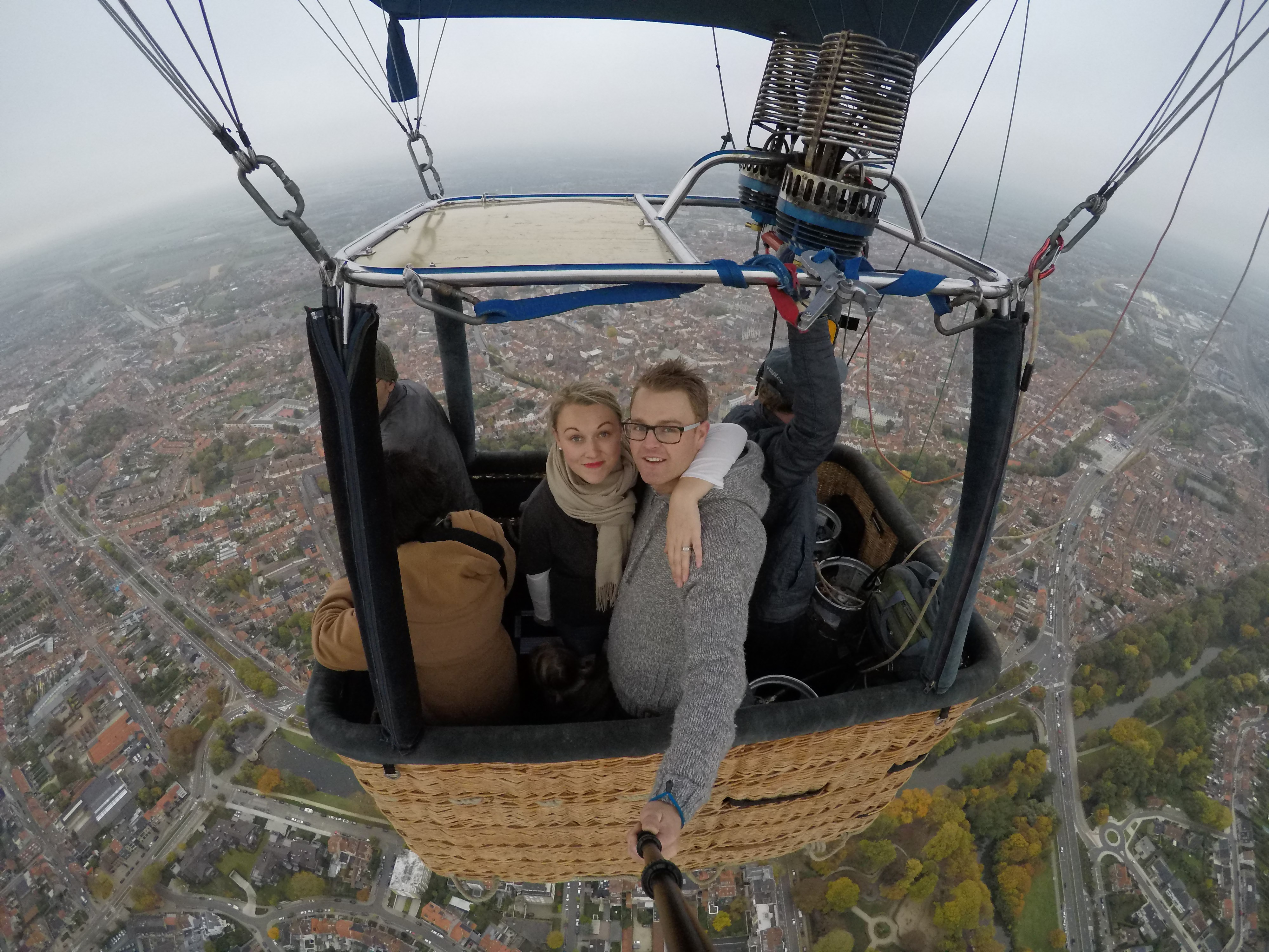 hot air ballooning in Bruges with kids