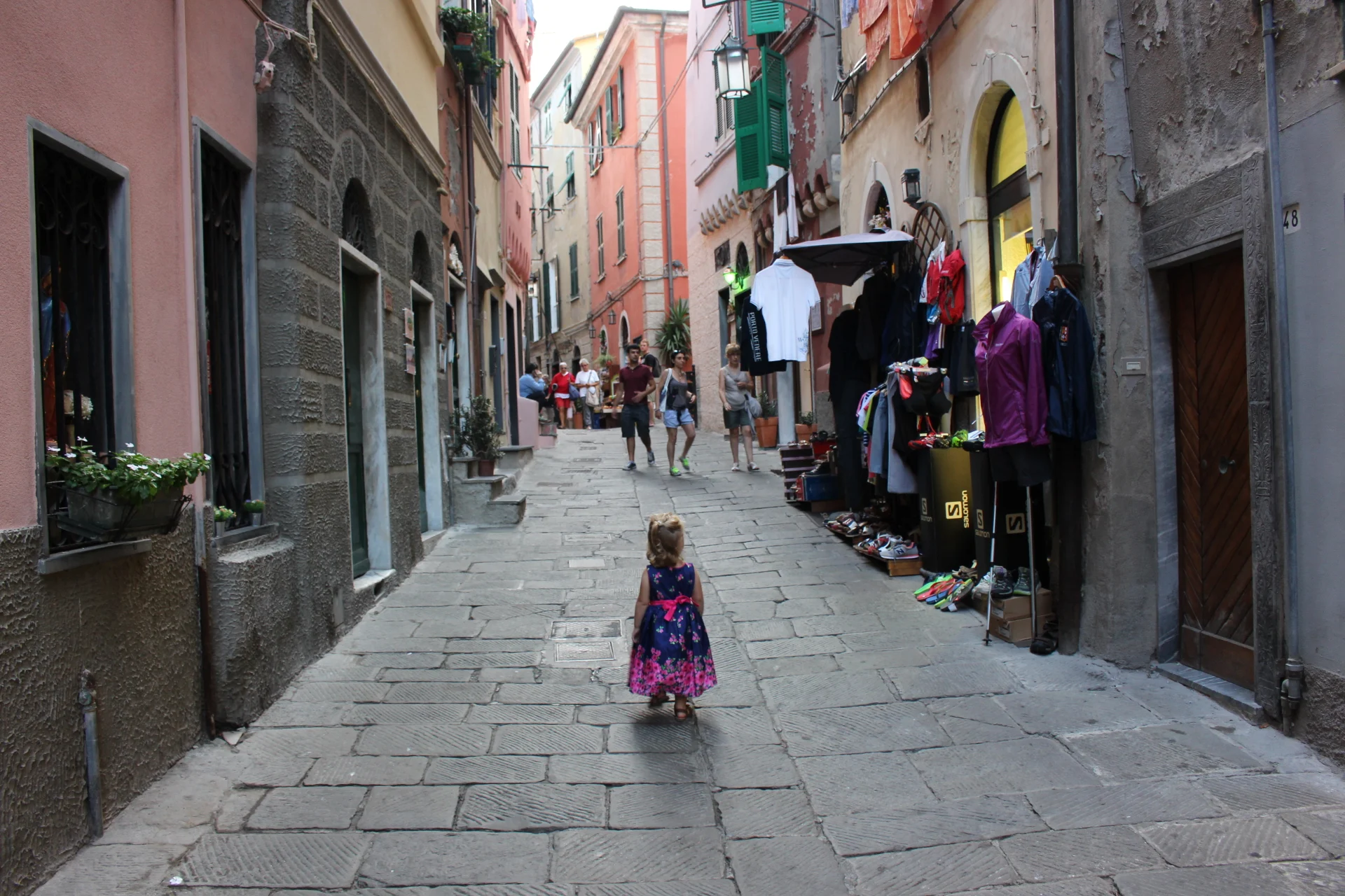 backpacking around italy with kids