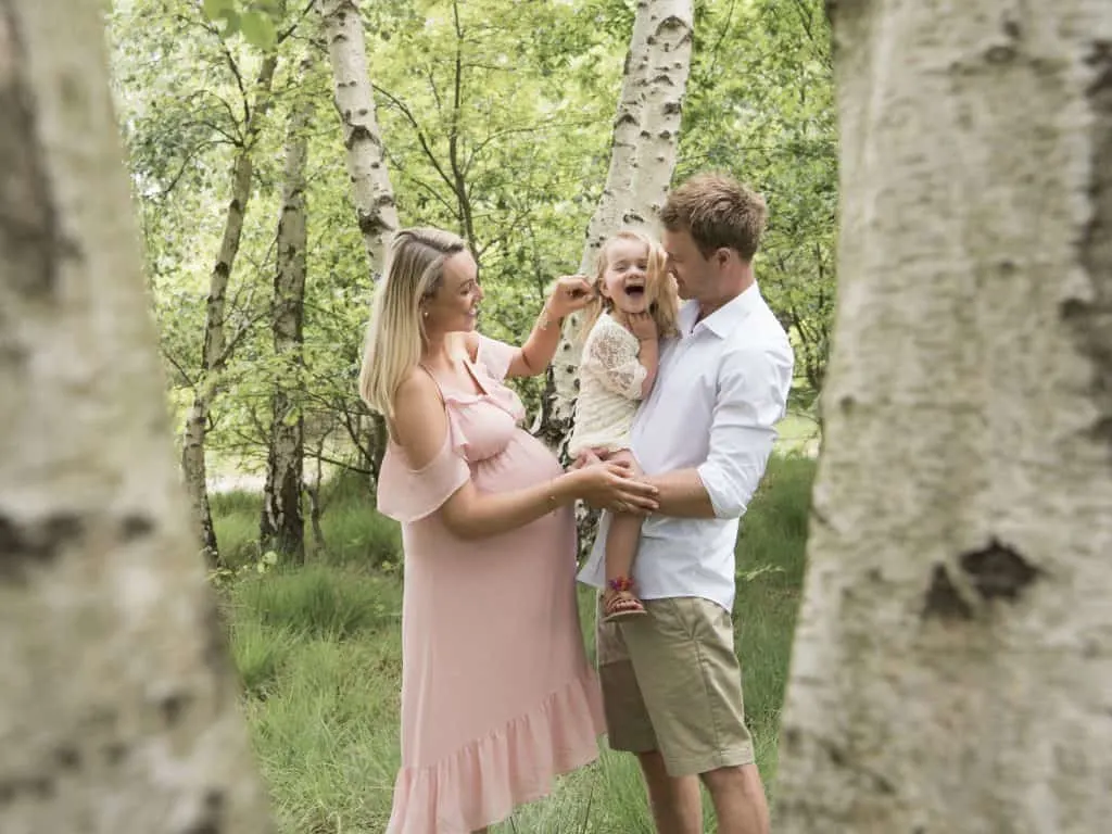 3 Reasons Why You 'Reely' Need a Maternity Photoshoot - JD Social Blog