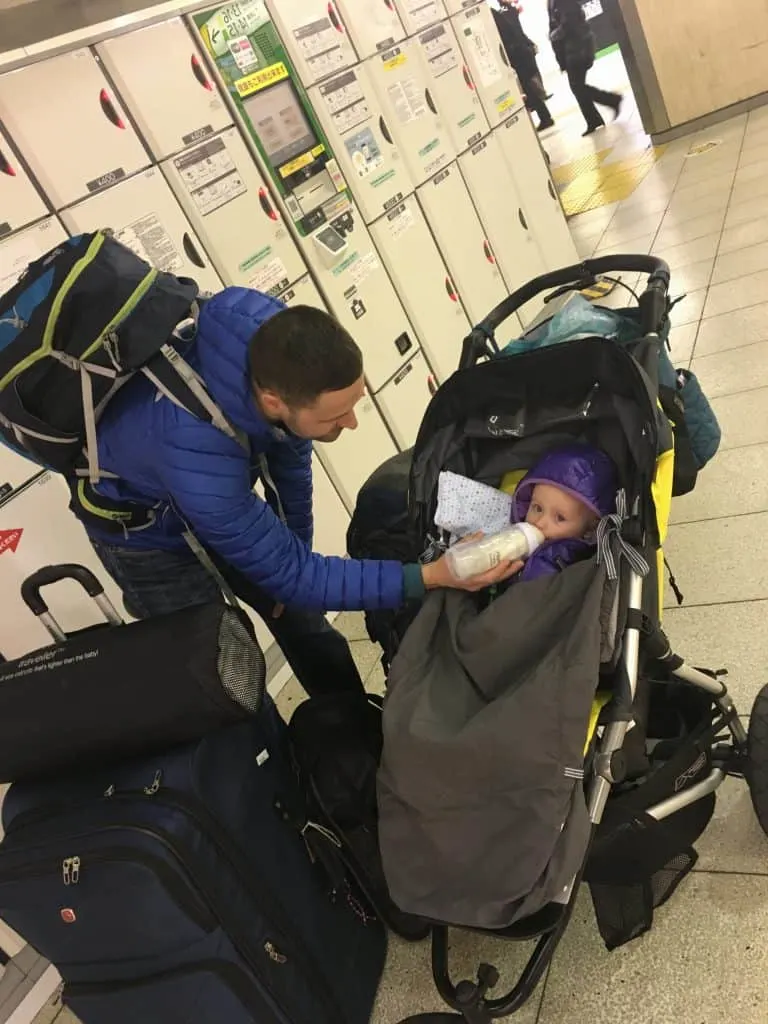 formula feeding travel tips 