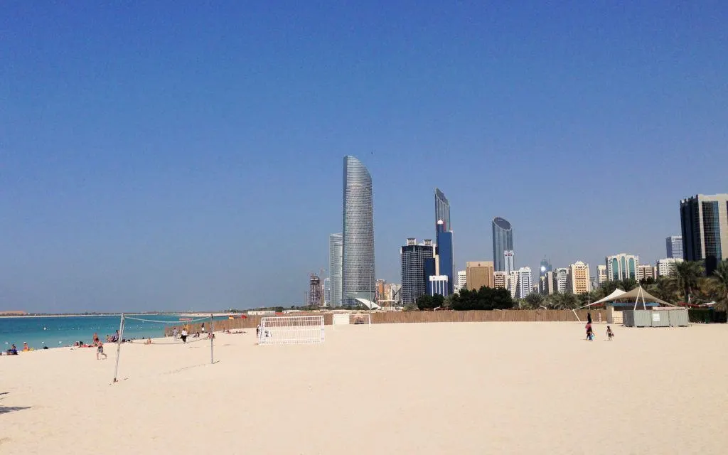 ABU DHABI CORNICHE BEACH