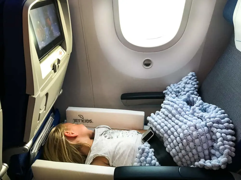 Flying with a toddler - jet kids bedbox