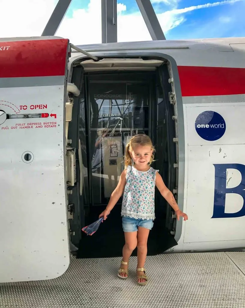 Flying with a toddler - Long Flight with a Toddler