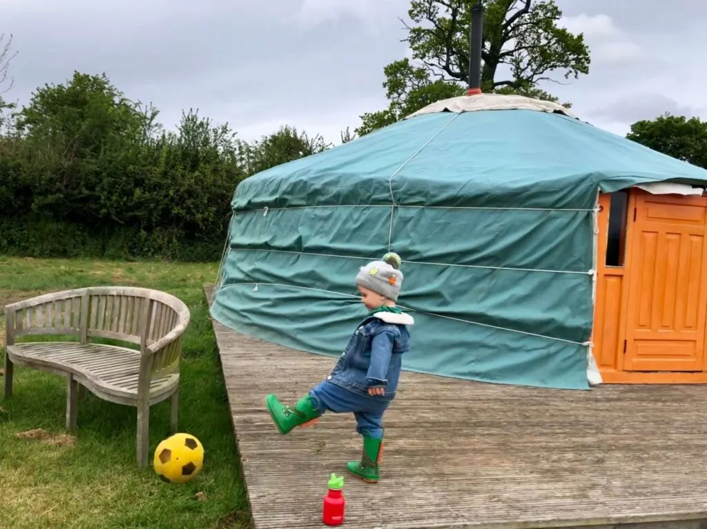 Somerset-Yurts-glamping-near-london