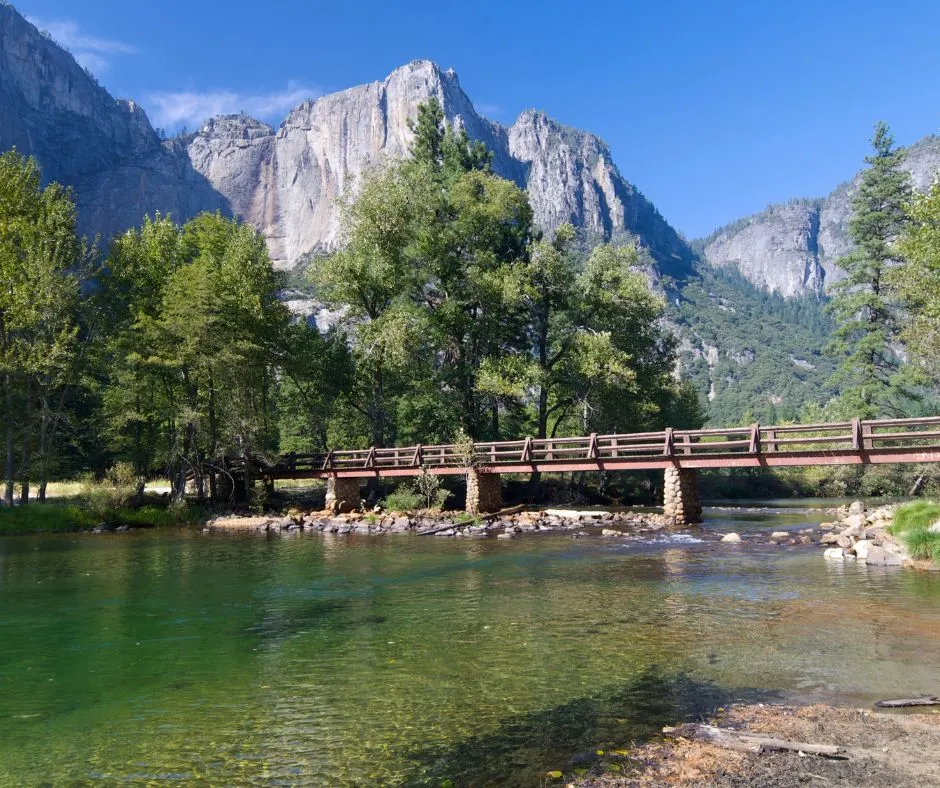 weather in yosemite national park in august