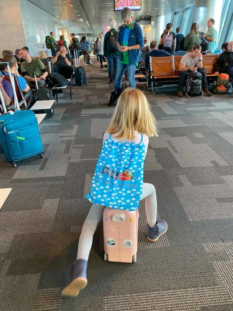 Flying-with-kids