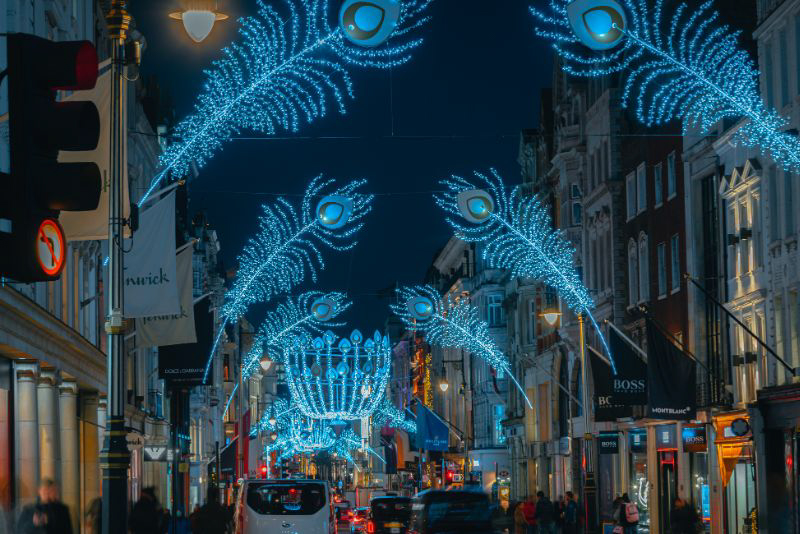 london christmas lights walking tour
