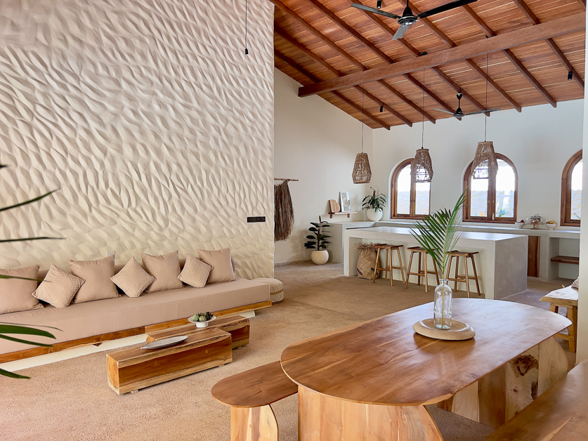 Hiriketiya family villa